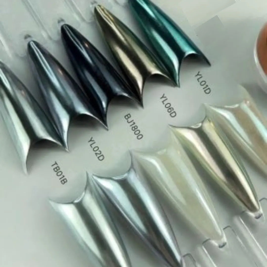 Moonlight Aurora Chrome Powder – 0.5g jar for pastel shimmer nail art with silver, pink and mint tones.
