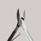 Afilara Professional Nail Clippers 16mm – ergonomic design, sharp blades, ideal for manicure and pedicure care.


