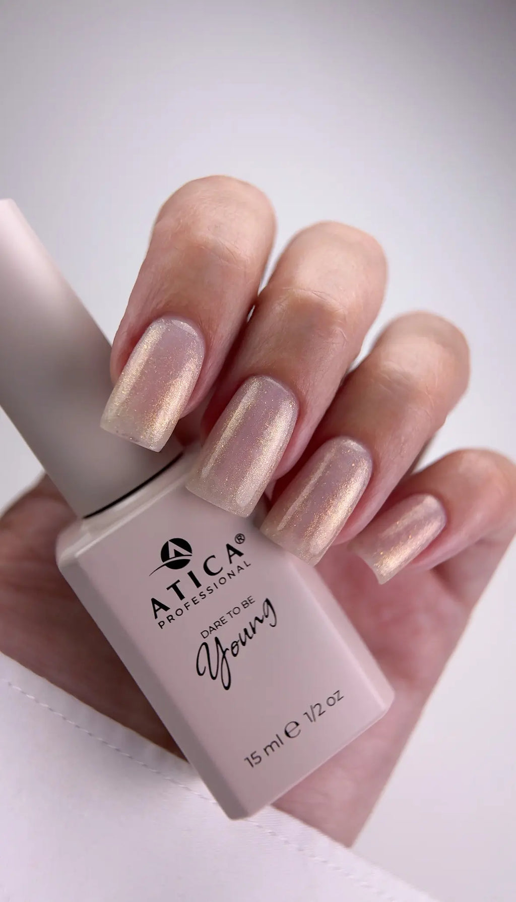 Atica Liquid Polygel - 01 Fair Shimmer 