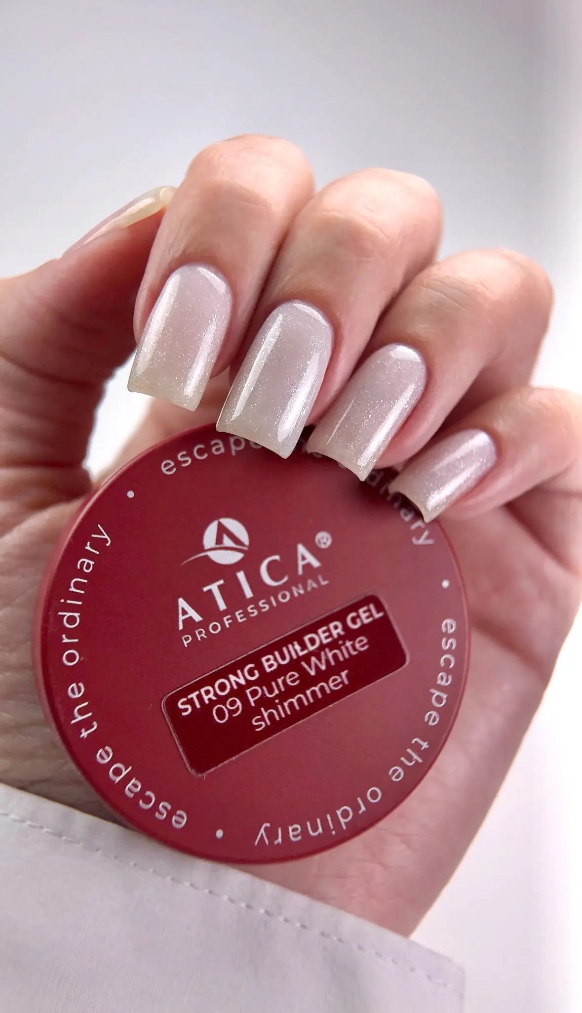 Strong Cover Gel – Pure White Shimmer 30ml.