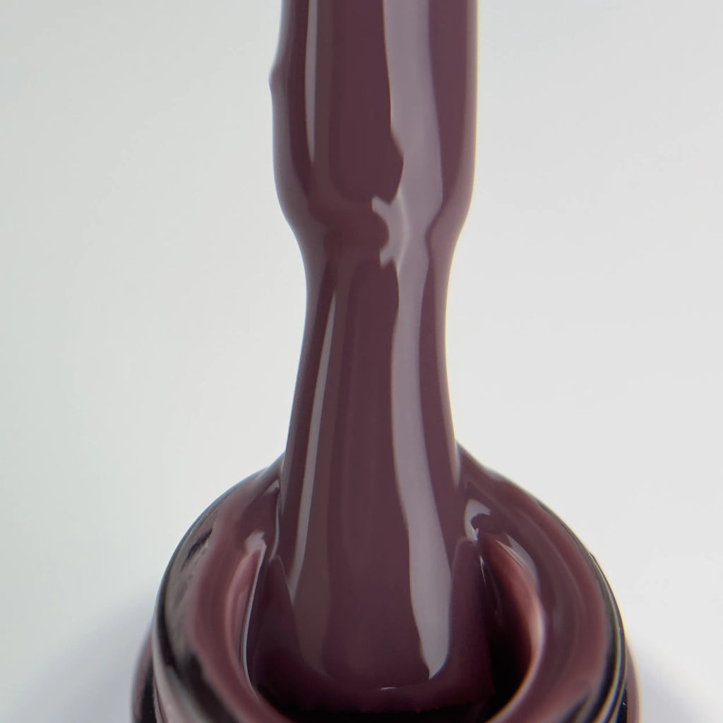 Jelly Gelly Gel Nail Polish Truffle – elegant chocolate brown gel polish in an 8ml bottle.