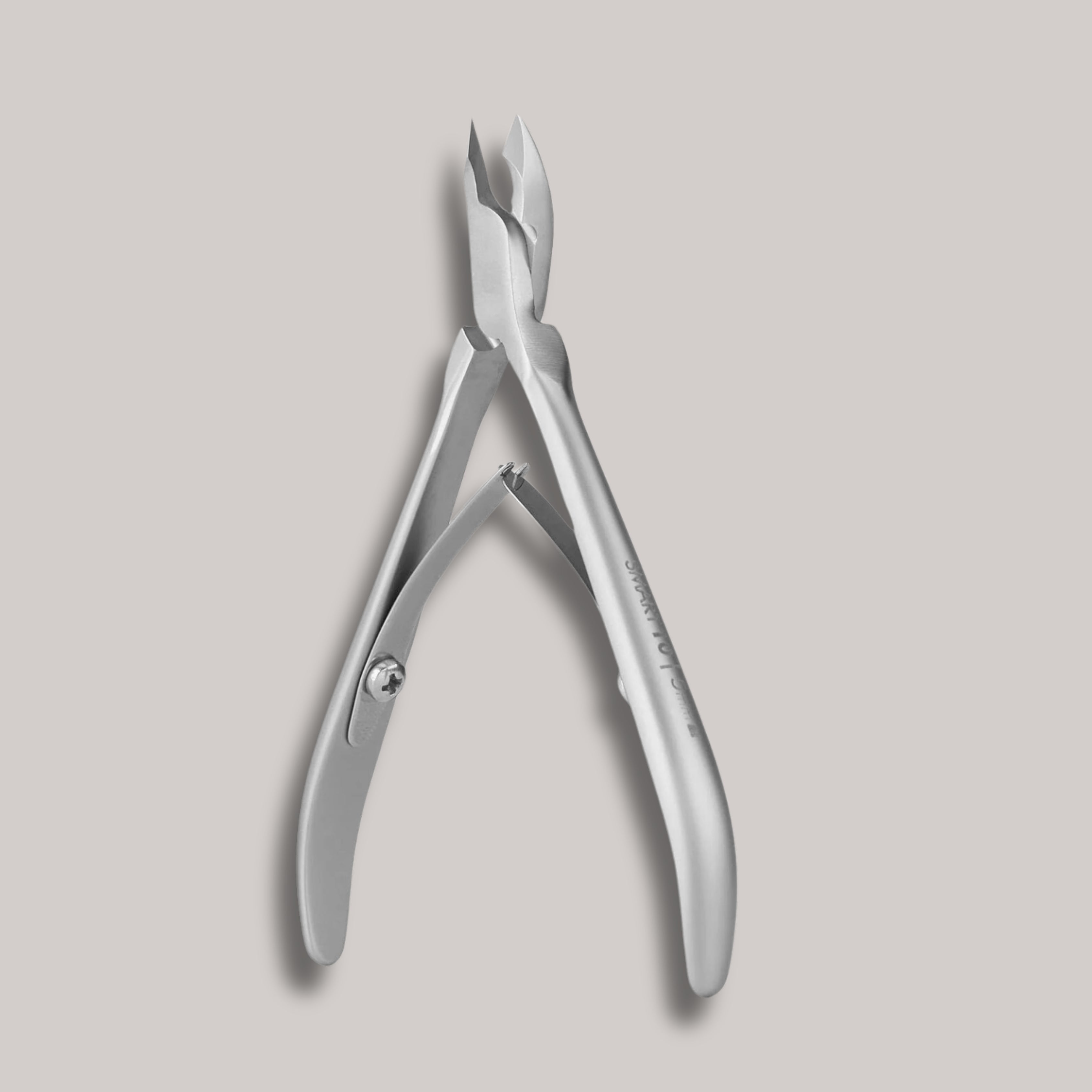 Professional Cuticle Nippers SMART 10 5 mm – designed for precise cuticle care with ergonomic handles and high-alloy stainless steel for durability and performance.