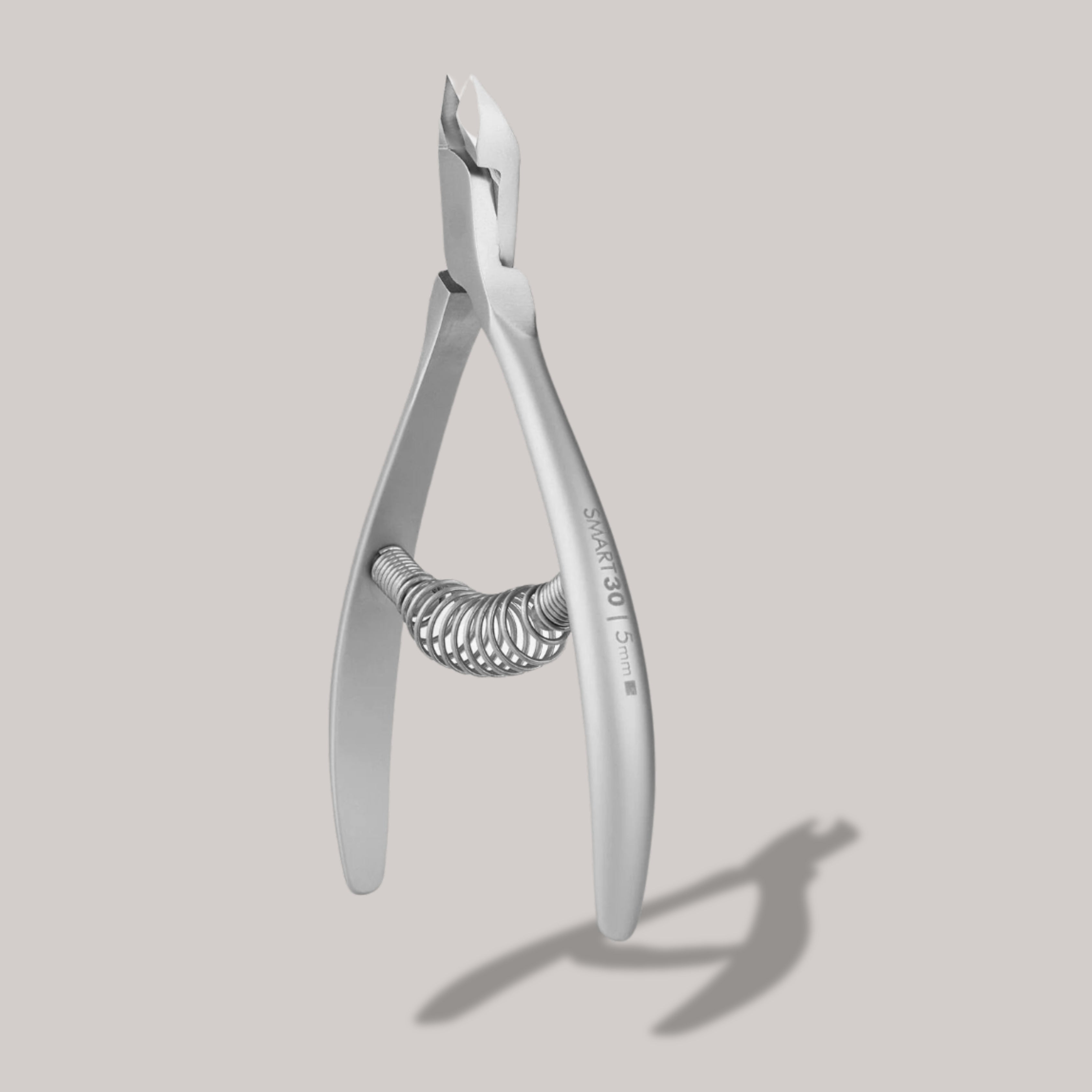 Professional Cuticle Nippers SMART 30 5 mm – designed for precise and safe cuticle trimming with ergonomic handles and corrosion-resistant high-alloy stainless steel.