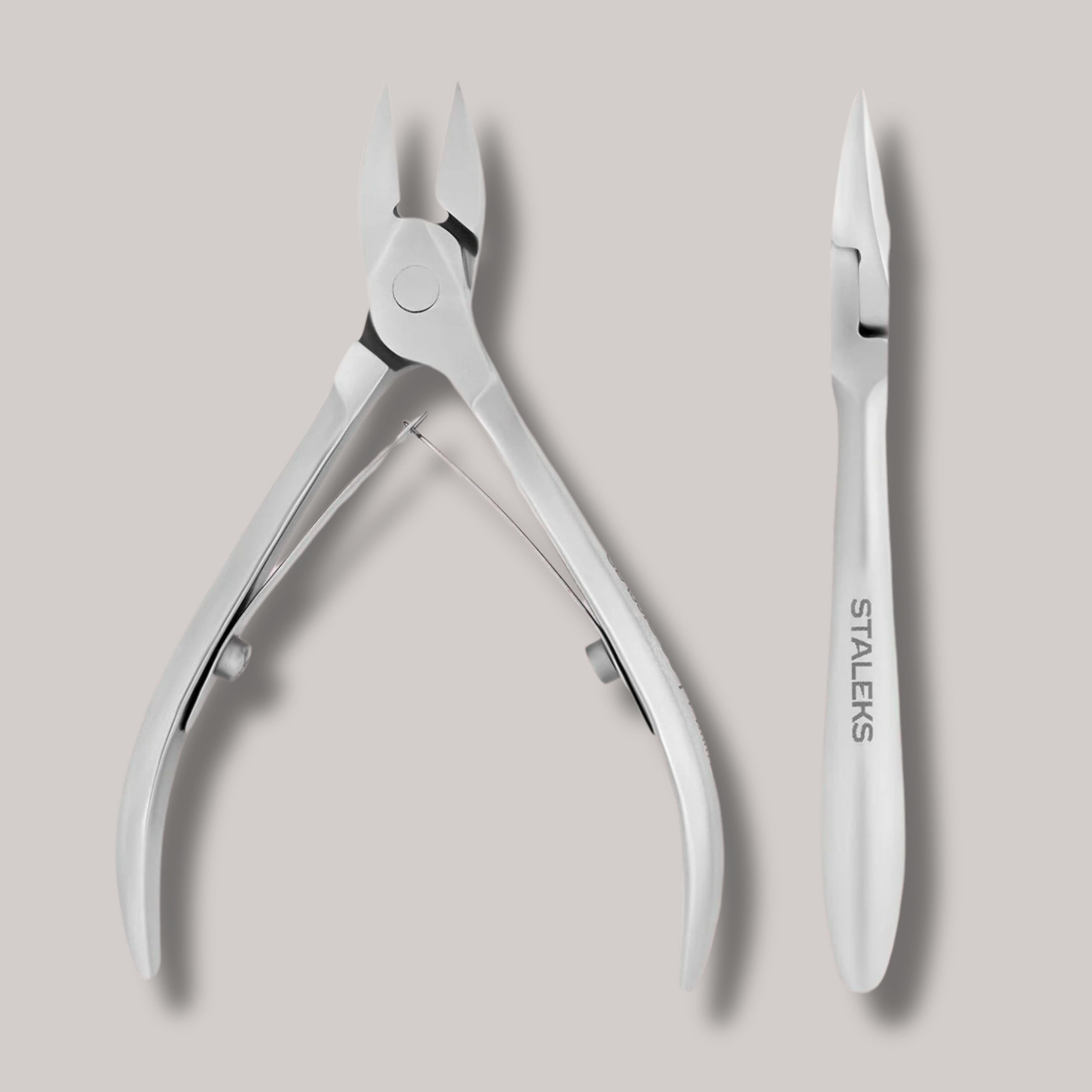 Nail Nippers CLASSIC 63 14 mm – stainless steel nippers for precise nail trimming with ergonomic handles and sharp cutting edges.