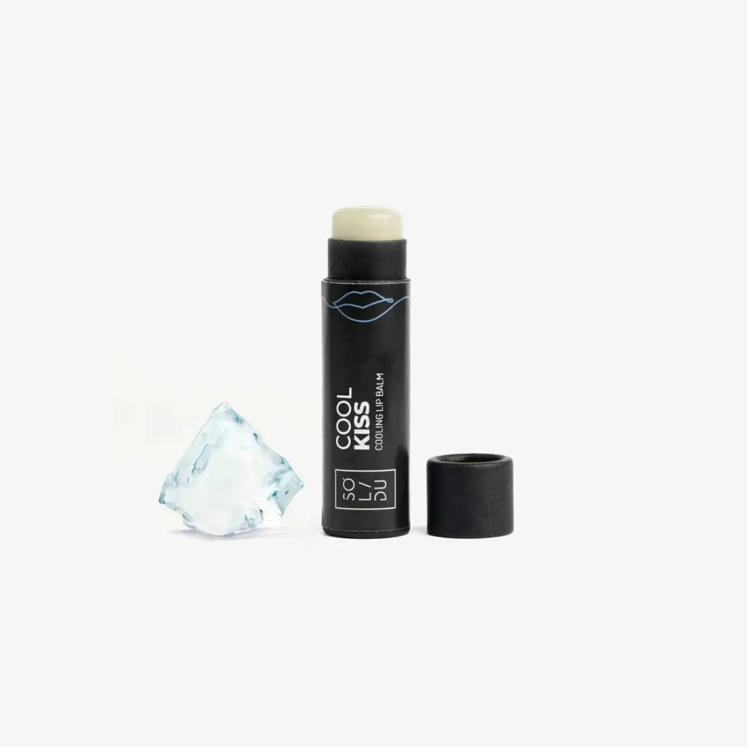 COOLKiss natural mint lip balm – cooling and hydrating care with beeswax, cocoa butter, almond oil and menthol, in plastic-free packaging, 7g