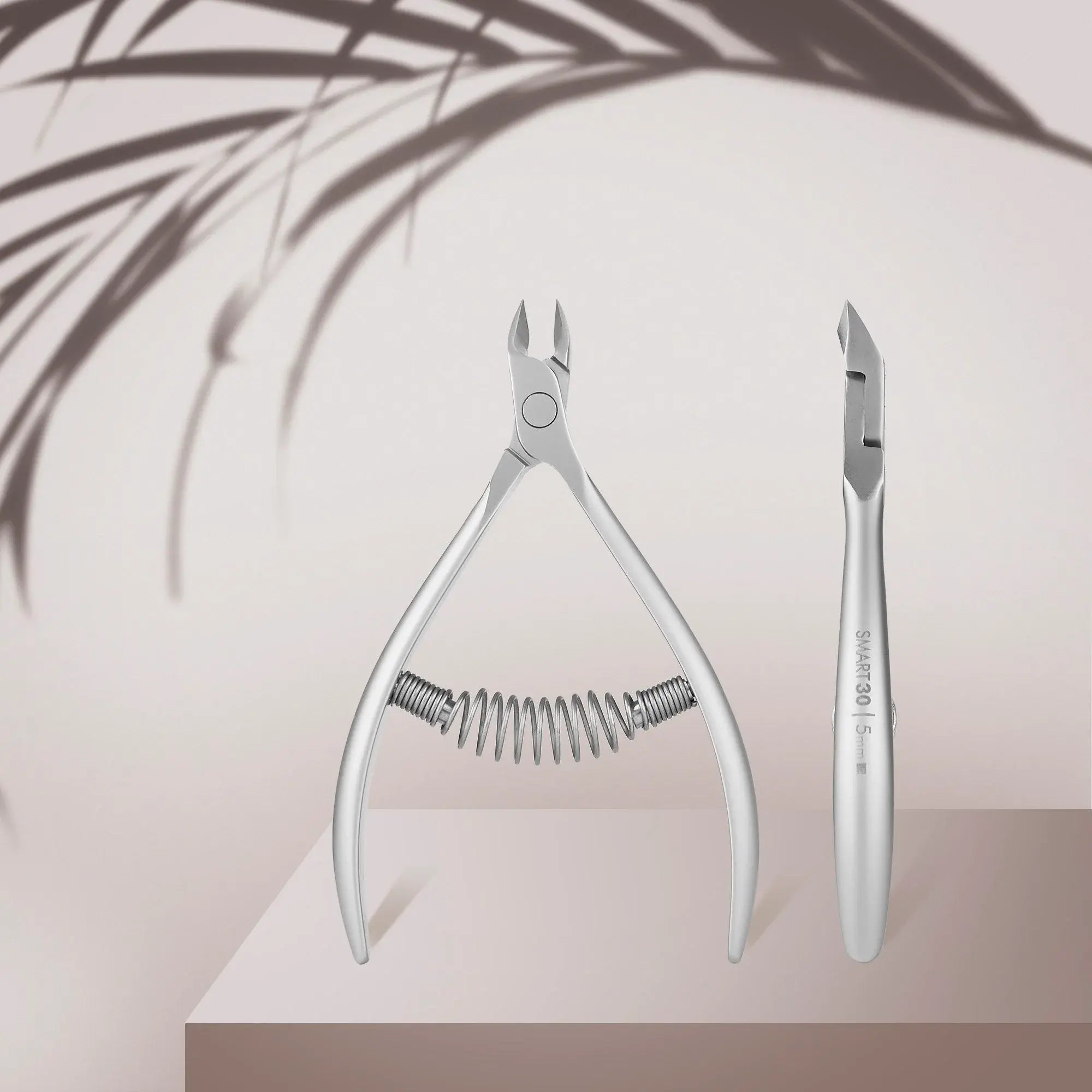 Professional Cuticle Nippers SMART 30 5 mm – designed for precise and safe cuticle trimming with ergonomic handles and corrosion-resistant high-alloy stainless steel.