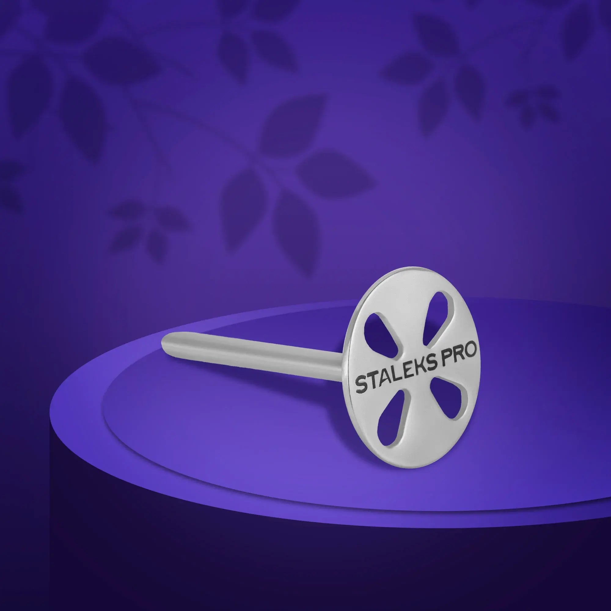 PODODISC M EXPERT elongated pedicure disc (20 mm) with 5 disposable 180-grit files. Stainless steel, scratch-resistant, vacuum-compatible, and sterilization safe.