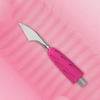 Cleaner tip closeup for lateral nail folds