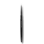 Detail nail brush with 1mm tip and 7mm bristles – perfect for line work and fine designs.

