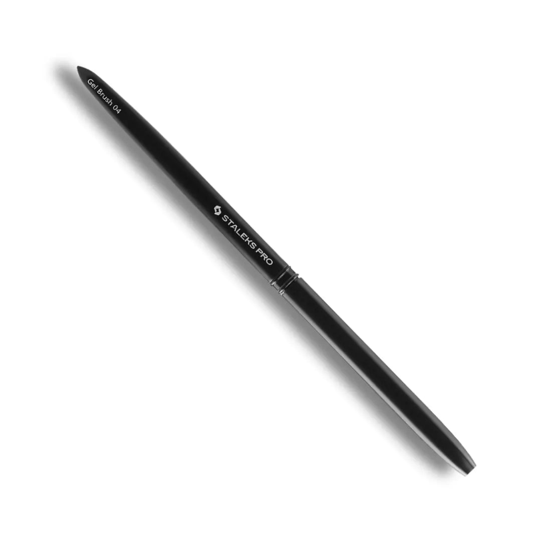 Professional gel brush with 4mm oval tip – ideal for clean and even gel application.