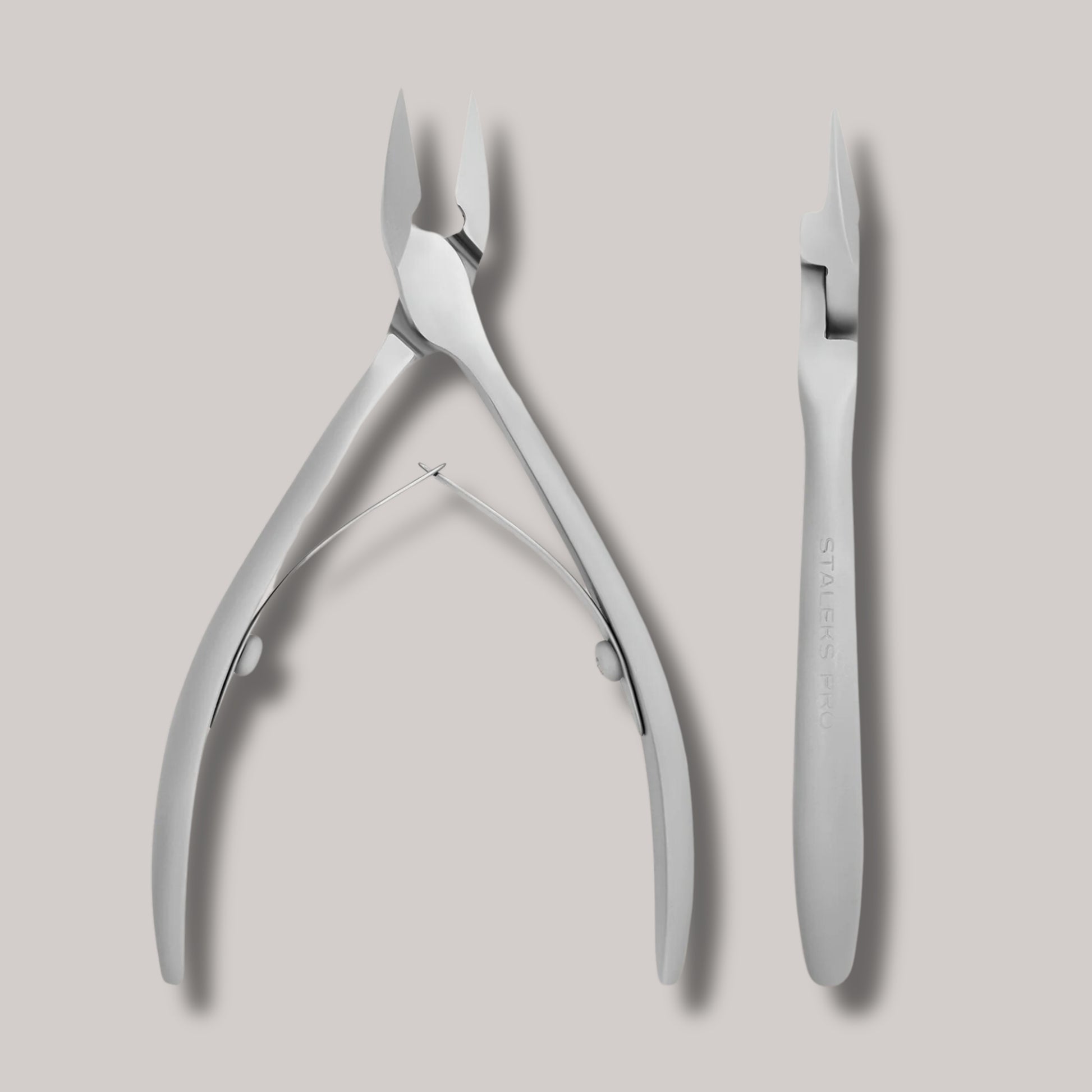 Professional Nippers For Ingrown Toenails SMART 71 14 mm – high-quality stainless steel nippers with ergonomic handles for safe and precise ingrown toenail removal.


