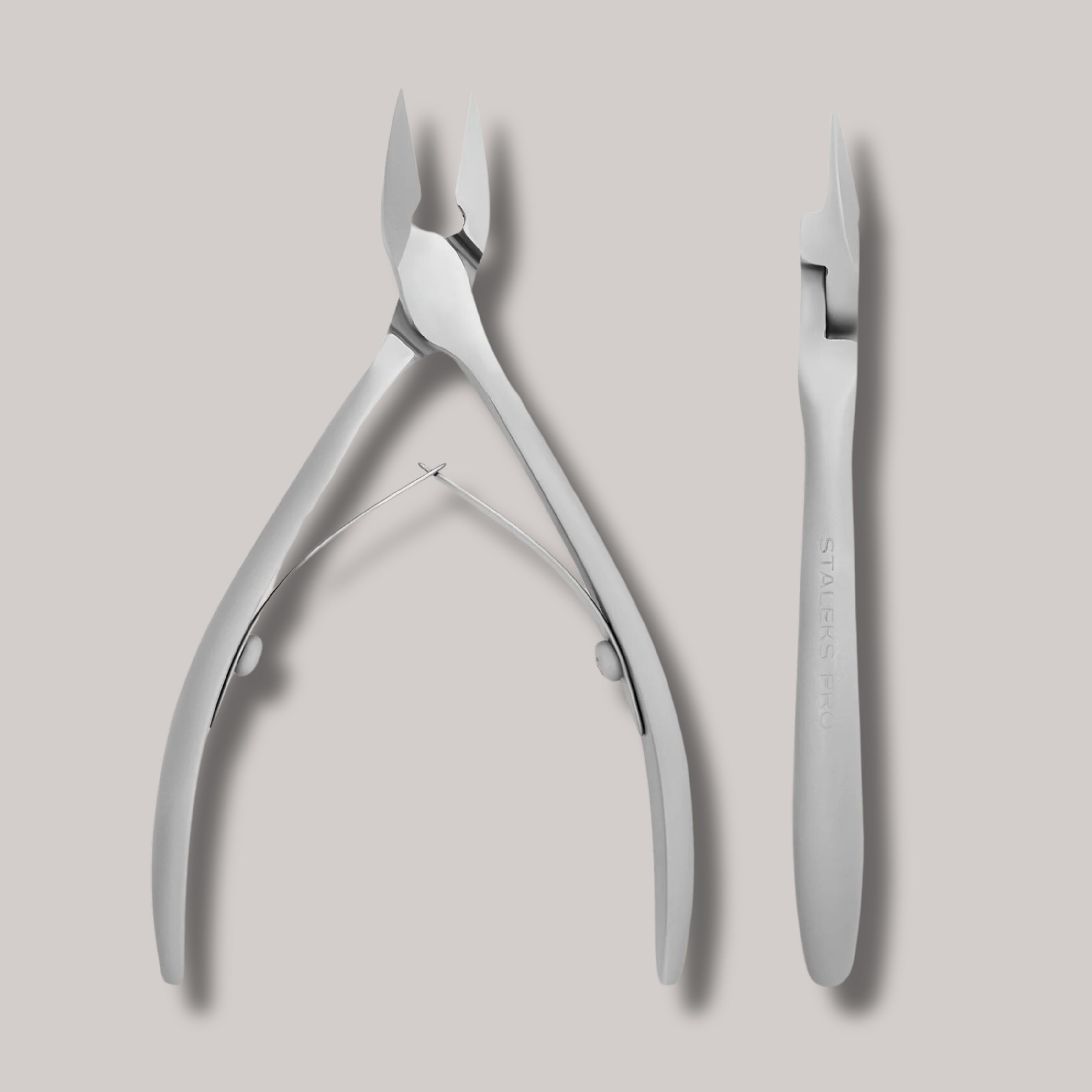 Professional Nippers For Ingrown Toenails SMART 71 14 mm – high-quality stainless steel nippers with ergonomic handles for safe and precise ingrown toenail removal.

