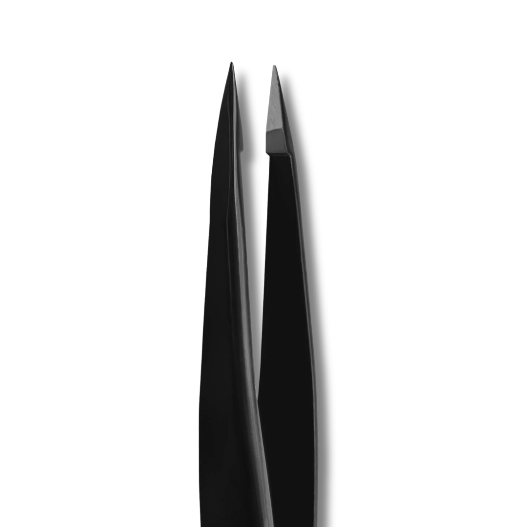 Staleks Pro Expert 11 Type 5 Eyebrow Tweezers with pointed edges