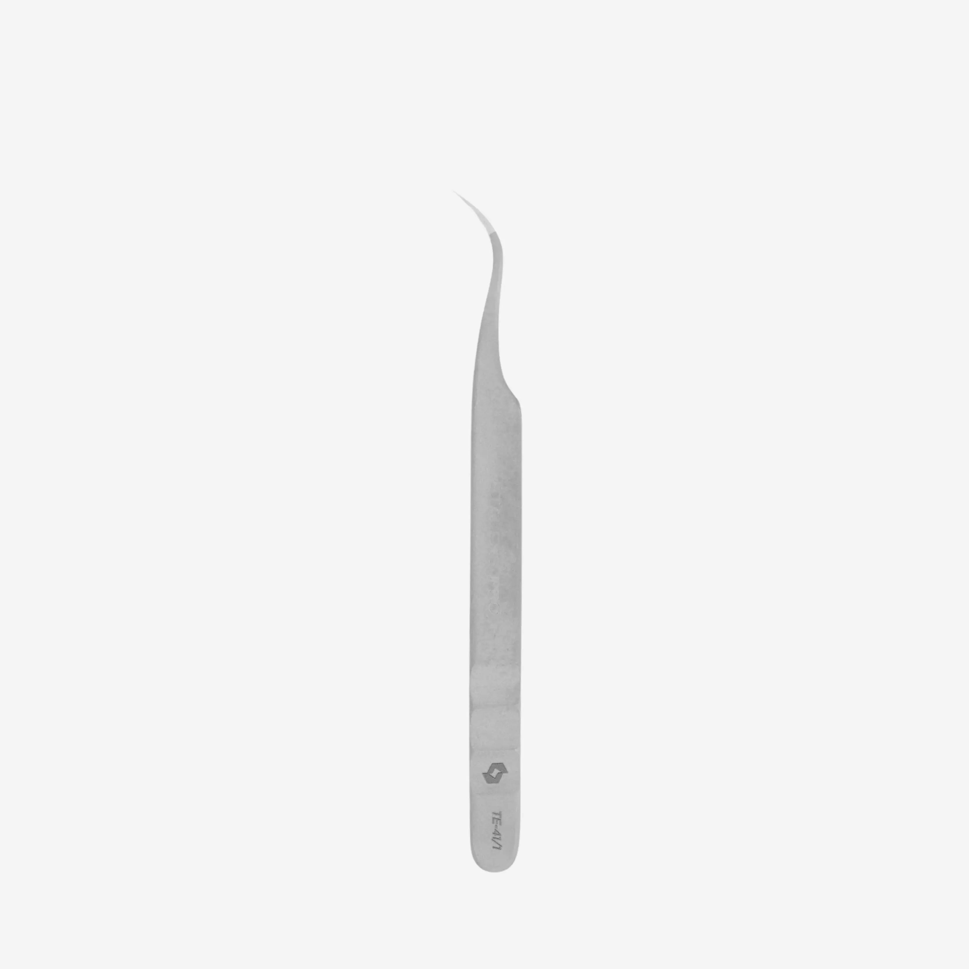 EXPERT 41 TYPE 1 professional eyelash tweezers – curved precision tool for volume and classic eyelash extensions. Stainless steel with a satin matte finish.
