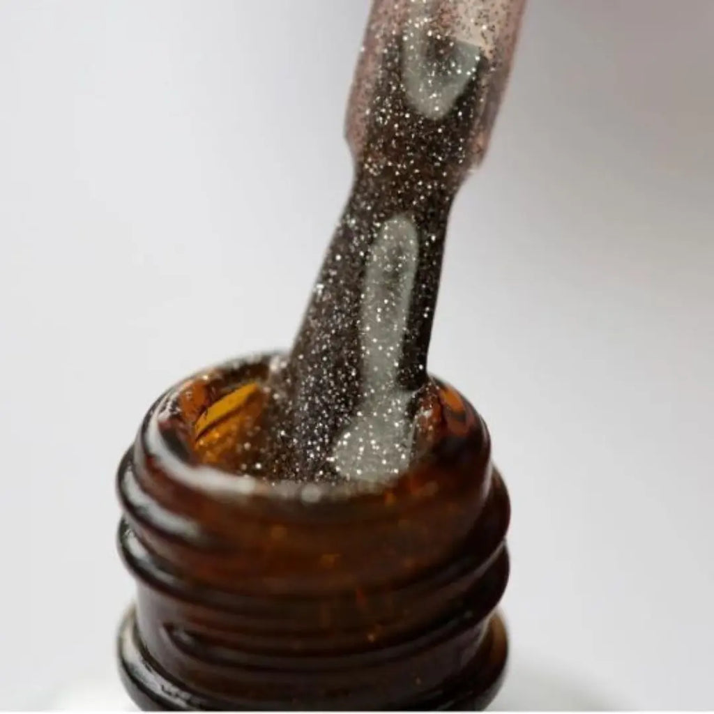 Gel Polish Rock-Crystal 7.5 ml – shimmering clear gel polish that glows under all light conditions