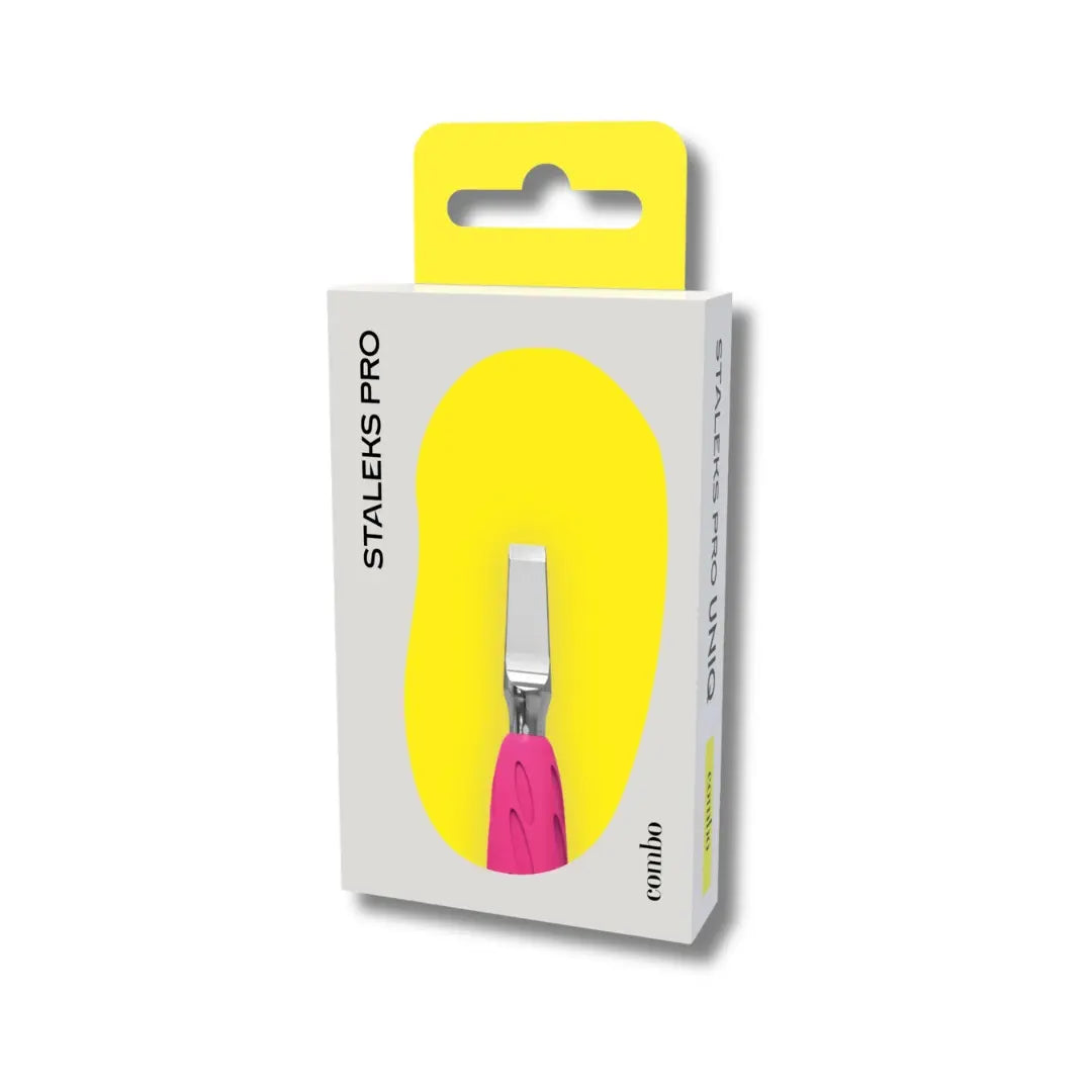 Straight blade tip closeup for sinus cleaning