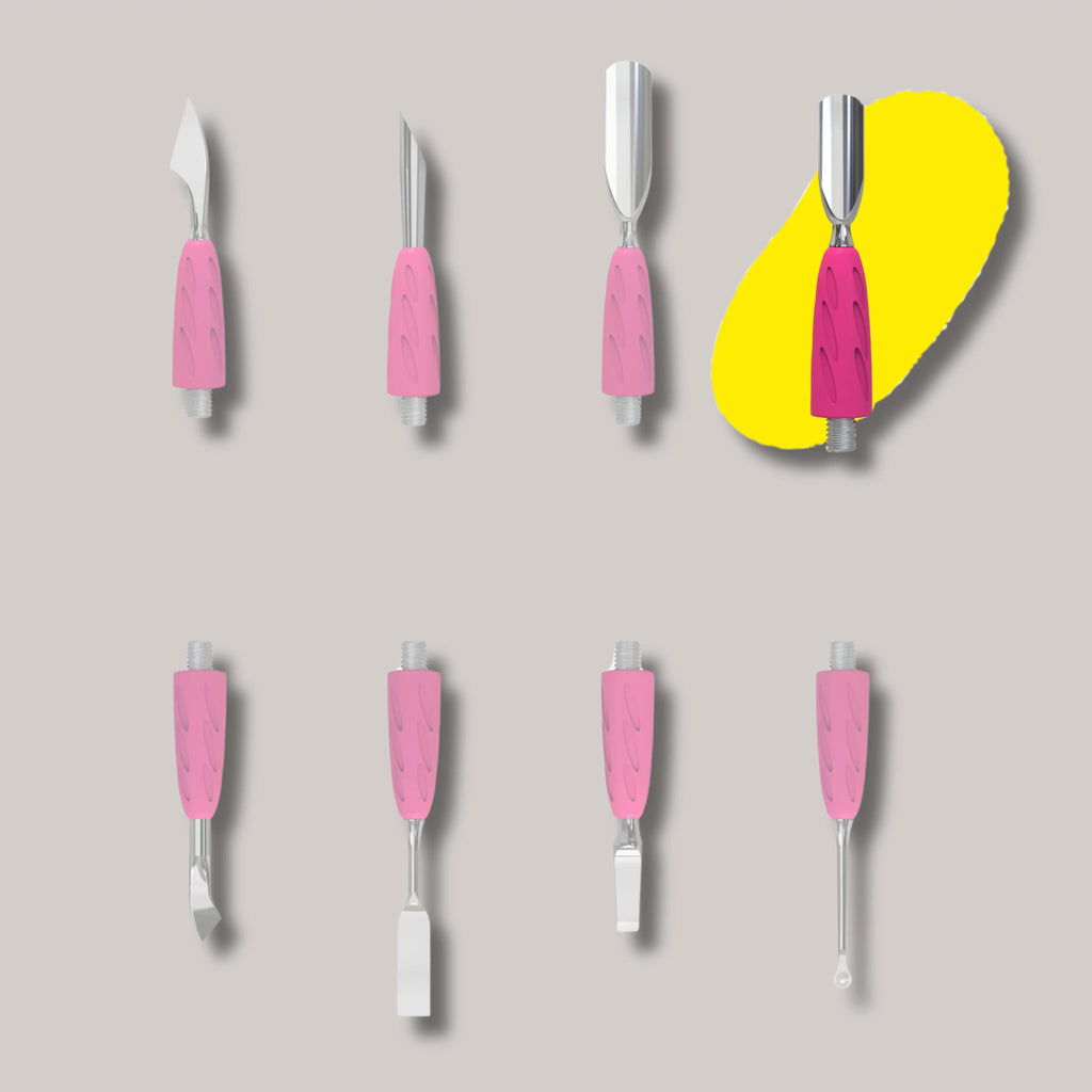 Combo UNIQ 16 Rounded Narrow Pusher – professional cuticle pusher with stainless steel and a hypoallergenic grip.