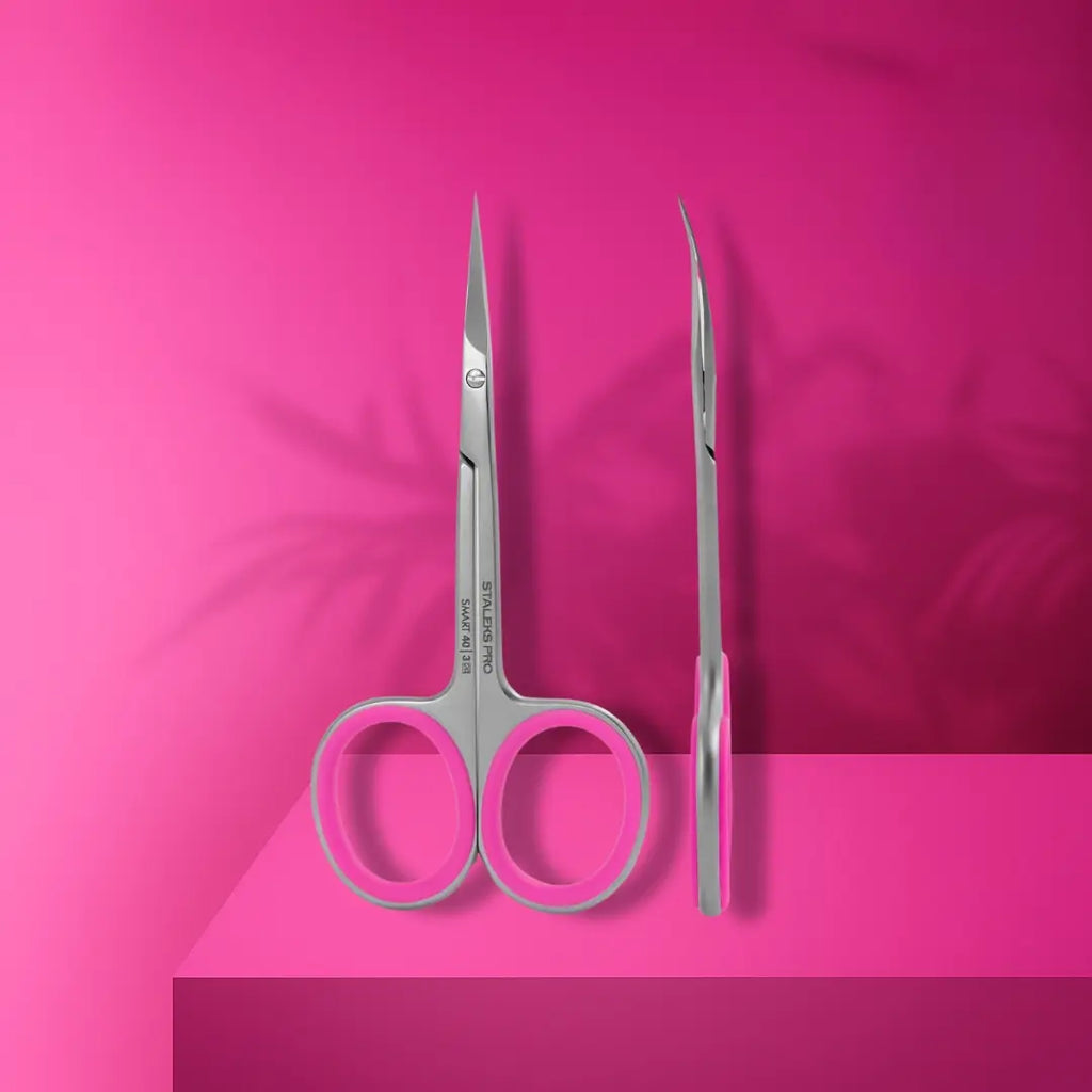 Matte scissor handles and silicone ring inserts closeup